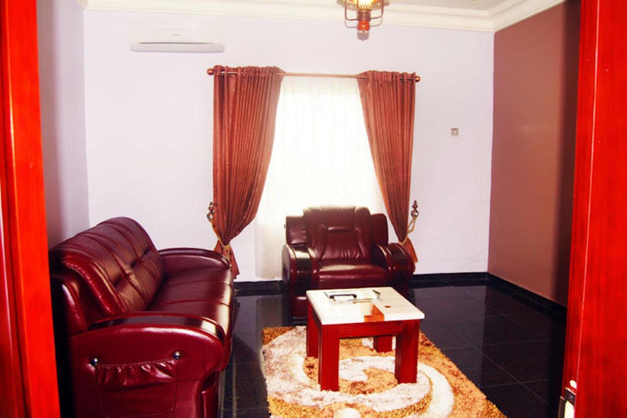 Milestone Hotel Ogombo Экстерьер фото